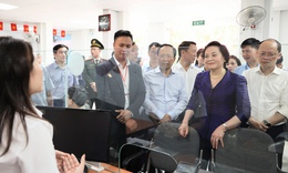 Phó Thủ tướng Phạm Thị Thanh Trà: Thông suốt thủ tục, phục vụ người dân tốt nhất