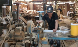 Làng nghề mộc 'chạy đua' những ngày cuối năm