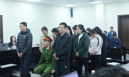 'Bà trùm' buôn lậu 546kg vàng về Việt Nam lĩnh án 10 năm tù