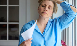 Các loại ung thư thường gặp nhất sau mãn kinh: Dấu hiệu cảnh báo và chiến lược phòng ngừa không nên bỏ qua