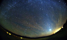 Đêm nay, sao chổi duy nhất trong tháng 2 thắp sáng bầu trời đêm