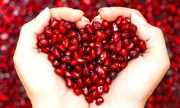 5 lý do bất ngờ từ quả lựu giúp 'chuyện ấy' thăng hoa