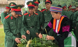 Bánh chưng xanh gói trọn nghĩa tình Tết vì người nghèo dịp Xuân Bính Ngọ 2026