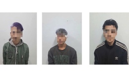 Khởi tố ba người chặn đường cướp một điện thoại hiệu Redmi