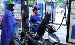 Tiếp tục chi mạnh quỹ bình ổn, giá xăng RON95 tăng nhẹ từ 22h ngày 12/3