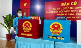 Các cử tri tại cơ sở cai nghiện tham gia bầu cử