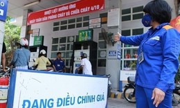 Bộ Xây dựng yêu cầu ngăn chặn tăng giá cước vận tải bất hợp lý trước biến động giá xăng dầu