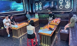 Khởi tố 6 bị can tổ chức sử dụng ma túy tại karaoke Thúy Nga