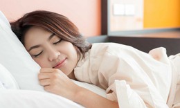 Dưỡng gan tự nhiên: Vai trò của giấc ngủ, cảm xúc và chế độ ăn uống