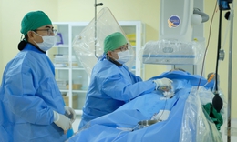 Kịp thời cứu sống người đàn ông ‘ho ra máu sét đánh’