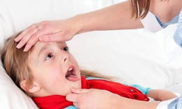 Trẻ thường xuyên viêm amidan, sốt… cần xử trí thế nào?