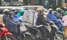 Vì sao hàng loạt tỉnh thành mưa dông kèm sấm sét sáng nay?