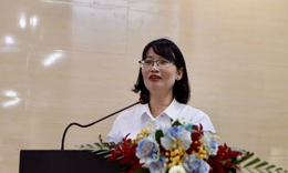 Phó Chủ tịch UBND TPHCM Trần Thị Diệu Thúy cam kết tháo gỡ vướng mắc về giáo dục