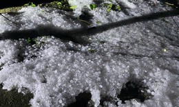 Chuyên gia lý giải nguyên nhân rất khó dự báo được mưa đá hay dông lốc