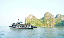 Siết chặt an toàn tàu du lịch trên vịnh Hạ Long và vịnh Bái Tử Long