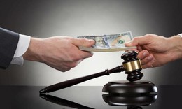 Lý do hoãn phiên tòa xét xử dàn cựu lãnh đạo phường 'bảo kê' công trình sai phạm?