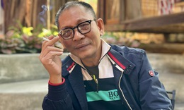 NSND Đức Long độc thân ở tuổi U70: 'Không nhà lầu xe hơi, tôi dùng thẻ xe bus dành cho người già'