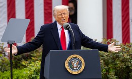 Tổng thống Trump yêu cầu Tehran ‘đầu hàng vô điều kiện’, nêu mẫu lãnh đạo mới cho Iran