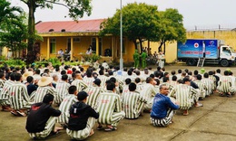 Xây dựng hệ thống 'trại tạm giam thông minh', phạm nhân được nghe thời sự qua máy chiếu