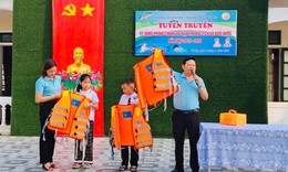 Trang bị 'vàng' giúp trẻ phòng chống đuối nước