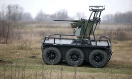 Ukraine lần đầu chiếm trận địa Nga chỉ bằng robot và UAV, không cần bộ binh