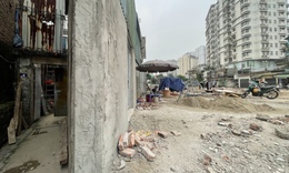 Xuất hiện nhiều ngôi nhà 'siêu mỏng, siêu méo' sau giải phóng mặt bằng ở Hà Nội