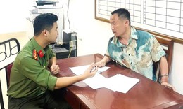 Người đàn ông nước ngoài bất ngờ nổ súng sau va chạm giao thông