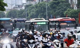 Người dân rời Thủ đô nghỉ Giỗ Tổ Hùng Vương, cửa ngõ 'tăng nhiệt', vành đai ùn dài