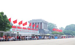 Hà Nội phân luồng, bố trí bãi xe quanh Lăng Bác, người dân đi lại, gửi xe thế nào?