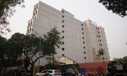 Hà Nội tháo dỡ khách sạn 9 tầng sát hồ Hoàn Kiếm