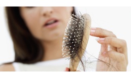Thiếu máu có gây rụng tóc không?