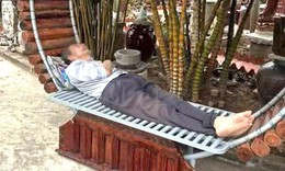 Sự thật bất ngờ vụ nghi vấn con gái mang bố đẻ 'bỏ' lại chùa nhờ cưu mang