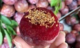 Ăn mận hậu có gây nóng trong và nổi mụn?