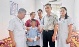 Bé trai nghi bị bạo hành ở Nghệ An được điều trị, hỗ trợ toàn diện