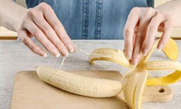 Cách sử dụng vỏ chuối để trị 3 tình trạng ngoài da thường gặp