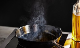 Chuyên gia chỉ ra 6 sai lầm phổ biến khi dùng dầu ăn