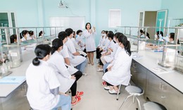 Nghị định 182 và câu chuyện giữ chân người làm giáo dục