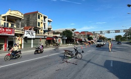 1 ngày, 2 người tử vong vì sang đường kiểu 'tiện đâu băng đó'