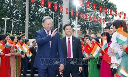 Tổng Bí thư, Chủ tịch nước Tô Lâm gặp gỡ cộng đồng người Việt Nam tại Ấn Độ