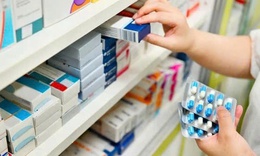 Bác sĩ kê đơn thuốc không phù hợp tình trạng bệnh có thể bị phạt tới 20 triệu đồng