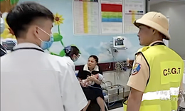 Bé sơ sinh 11 ngày tuổi co giật, tím tái trên cao tốc, CSGT lập tức mở đường