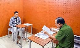 Khách đi xe ôm bất ngờ tấn công tài xế, cướp xe điện giữa đêm khuya