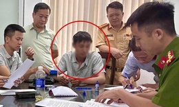 Hà Nội: Thí sinh giấu camera cúc áo, tai nghe siêu nhỏ để gian lận thi bằng lái xe