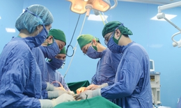 Cắt khối ung thư xâm lấn rộng, bảo tồn chức năng tiết niệu cho người bệnh