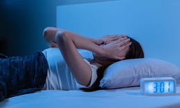 Mệt mỏi cả ngày tối về trằn trọc không ngủ được hãy thử ngay mẹo này