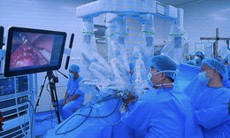 Đưa robot Da Vinci Xi vào hoạt động, thêm cơ hội tiếp cận kỹ thuật cao cho người bệnh