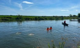Vụ hai mẹ con mất tích bên bến nước ở Huế: Đã tìm thấy thi thể người mẹ