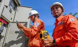 Công suất điện lập đỉnh mới, tiết kiệm điện trở thành yêu cầu cấp bách