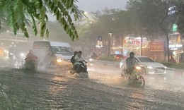 Chuyên gia: Siêu bão xuất hiện vào giữa tháng 6 là điều hiếm gặp