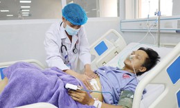 Phối hợp thần tốc giữa công an và bác sĩ cứu người đàn ông thủng tạng nguy kịch